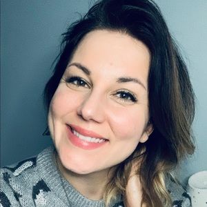 Meet your Posher, Carin